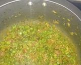 A picture of step 4 of French beans in peanut gravy.