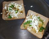 ইজি চীজ টোস্ট (easy cheese toast recipe in Bengali) রেসিপির ধাপ 8 ছবি