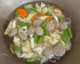 Foto langkah ke 3 dari resep Sayur sop bumbu iris.