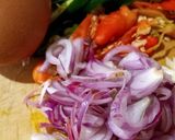 Foto langkah ke 2 dari resep Tumis sawi telor.