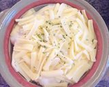 Hình bước làm 2 của món Cơm trộn phô mai,sốt trắng đút lò (white sauce)