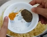 A picture of step 2 of Chunky Potato Samosa.