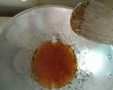 Foto langkah ke 2 dari resep Bolu singkong karamel kukus.