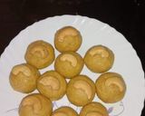 A picture of step 4 of Besan ladoo.