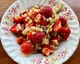 รูปขั้นตอนการทำที่ 3 ของ ตำสตรอว์เบอร์รี่ 🍓