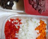 Foto del paso 1 de la receta: Cazuela de lomo, hongos de pino y papines de la quinta
