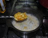 A picture of step 6 of Persian mung beans rice.