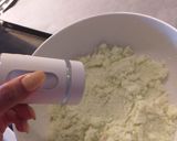 Foto del paso 2 de la receta: Masa de coliflor para pizza-keto