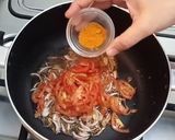 A picture of step 3 of Chicken Resha Daal.