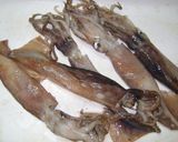 Foto del paso 1 de la receta: Tentáculos de calamar en salsa !!!!!