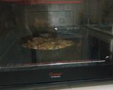 Foto langkah ke 5 dari resep Pizza Oven Empuk Dengan Crust Garing.