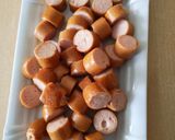 Foto langkah ke 4 dari resep Sosis Saus Tomat Kari (Currywurst).