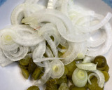 Foto del paso 2 de la receta: Ensalada alemana de patata y salchichas