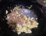 Foto langkah ke 1 dari resep Nasi goreng nanas.