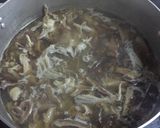 Hình bước làm 2 của món Miến gà nấm hương