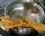 Hình bước làm 2 của món Mì ý sốt cà