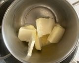 Foto del passaggio 5 della ricetta Rotolo al mascarpone e frutti di bosco