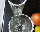 A picture of step 3 of Apple juice.