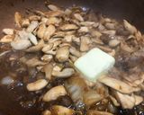 Hình bước làm 5 của món Mì Rigatoni Bò Sốt Kem Nấm / Creamy Beef Mushroom Stroganoff Rigatoni 🇷🇺