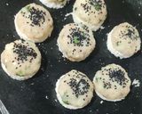 A picture of step 4 of Bread Golden Coin Cutlet.