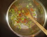 Foto del paso 2 de la receta: Pantrucas de la tía Sara (con carne molida)