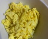 Foto langkah ke 5 dari resep Tumis Telur Sawi Putih.