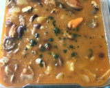 Foto del paso 7 de la receta: Patatas guisadas con setas y mejillones Thermomix para dos