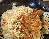 A picture of step 1 of Masala Maggi.