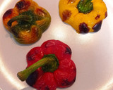Foto del paso 5 de la receta: Pimientos tricolor rellenos con pavo y queso azul