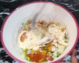 A picture of step 7 of 3 color Pakora Karhi.