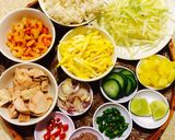 Hình bước làm 1 của món Cơm chiên mắm ruốc !