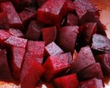 A picture of step 1 of Surprise Drink with Beetroot.