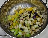 A picture of step 1 of Veg sambhar.