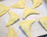 Foto langkah ke 4 dari resep Banana Choco Cheese Puff Pastry.