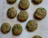 A picture of step 3 of Chicken Fritters.
