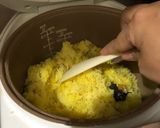 Foto langkah ke 5 dari resep #85 Nasi Kuning - Rice Cooker.