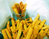 सूजी और आटे और सौंफ का नमकीन स्टिक (Suji aur aate aur saunf ka namkeen stick recipe in Hindi) रेसिपी चरण 9 फोटो