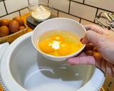 Foto langkah ke 1 dari resep Mini Egg Cake.
