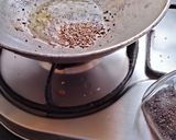 A picture of step 2 of Healthy masala oats upma.