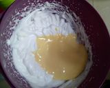 Foto langkah ke 3 dari resep Bolu Hongkong Keju Almond.