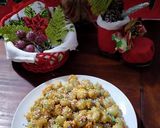 A picture of step 7 of Struffoli (Italian Honey Balls).