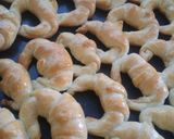 Foto del paso 4 de la receta: Medialunas de manteca