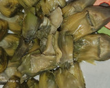 Foto del paso 4 de la receta: Alcachofas con mejillones en salsa verde