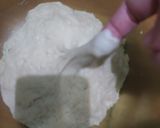 Foto langkah ke 3 dari resep Japanese Milk Bread Autolisis (merah putih).