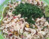 Foto del paso 8 de la receta: Ensalada de fideos colorida y nutritiva