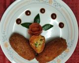 A picture of step 4 of Tomato cheese roll.