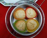 A picture of step 8 of White Cupcakes.