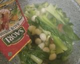 Foto langkah ke 3 dari resep Cah brokoli saus tiram.