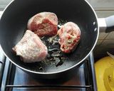 Foto del paso 2 de la receta: Osobuco de pavo al jugo