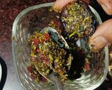 A picture of step 4 of Paan date mukhwas.